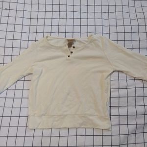 Knit three quarter sleeve shirt